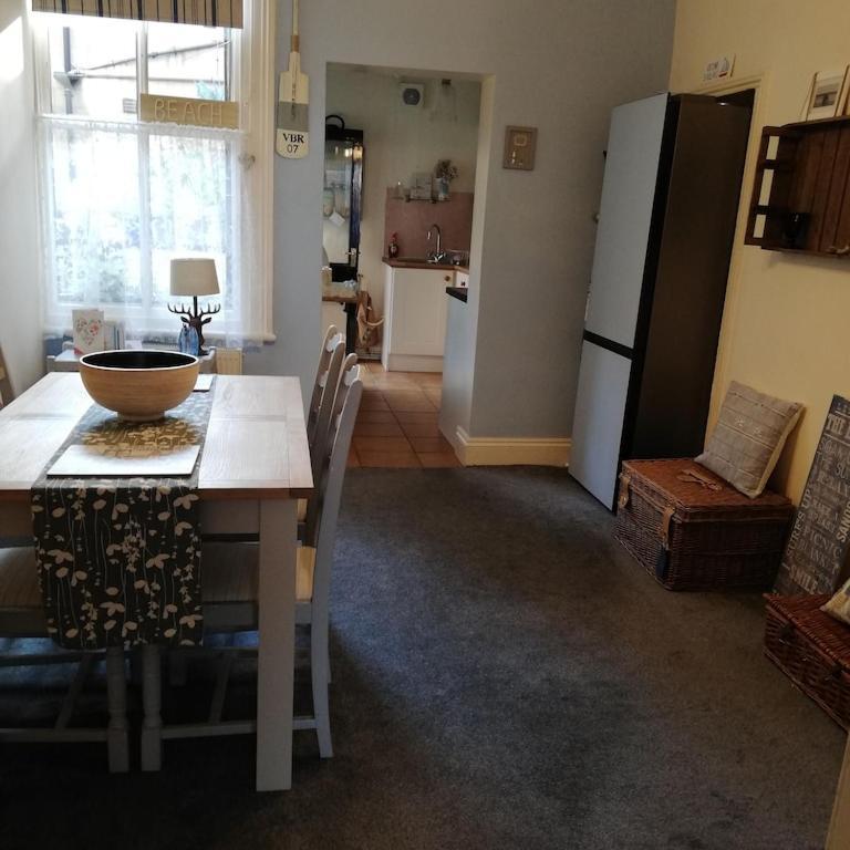 A Summer Place - Spacious Maisonette, Central Whitby, Sleeps 4, Close To Amenities Apartment Exterior photo